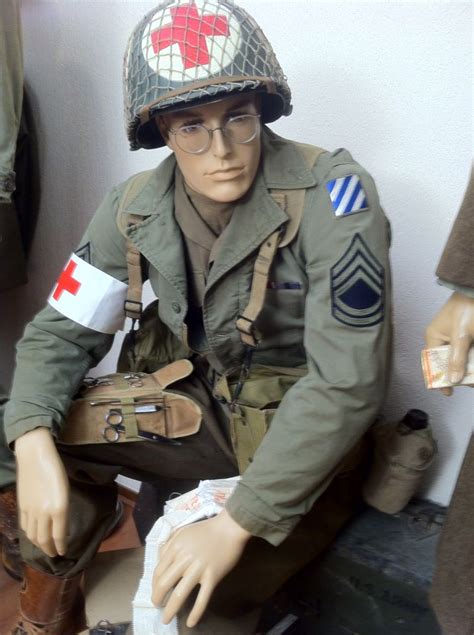 ww2 medic uniform american